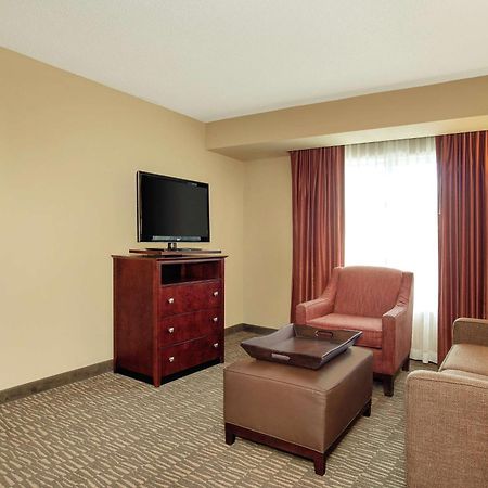 Homewood Suites By Hilton Tampa-Brandon Экстерьер фото