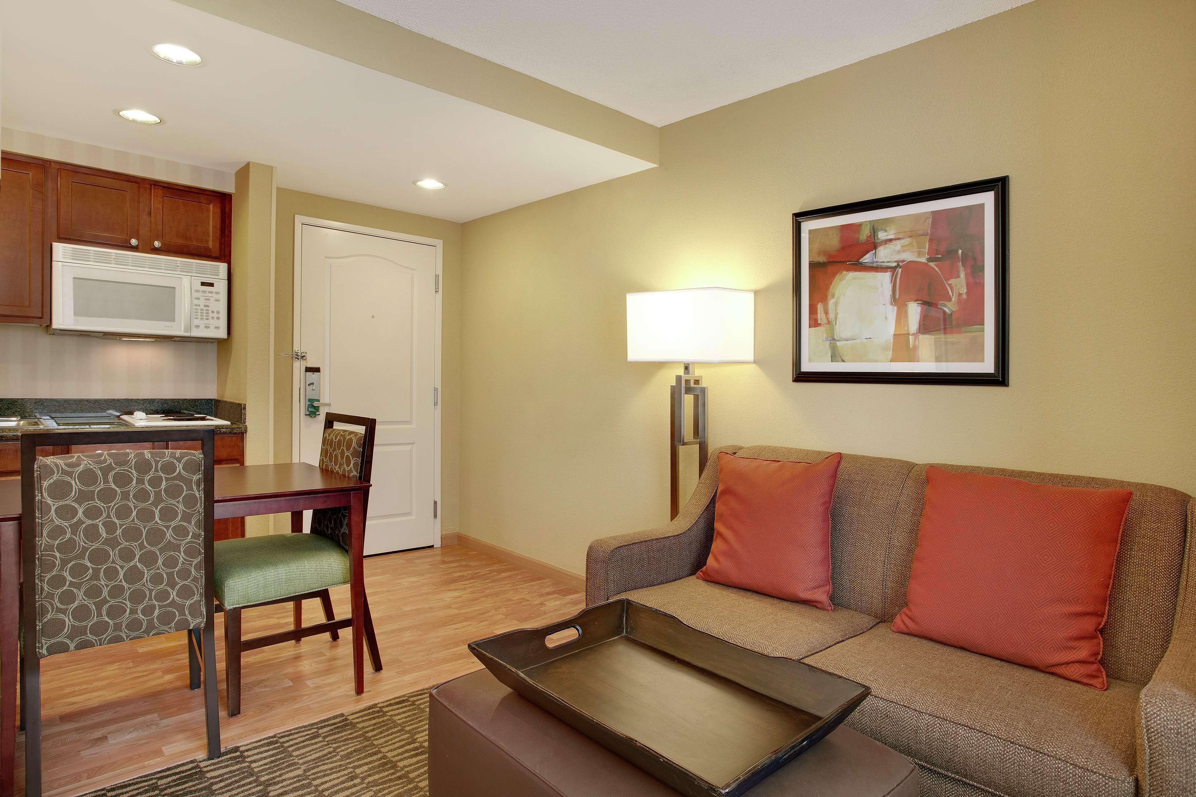 Homewood Suites By Hilton Tampa-Brandon Экстерьер фото
