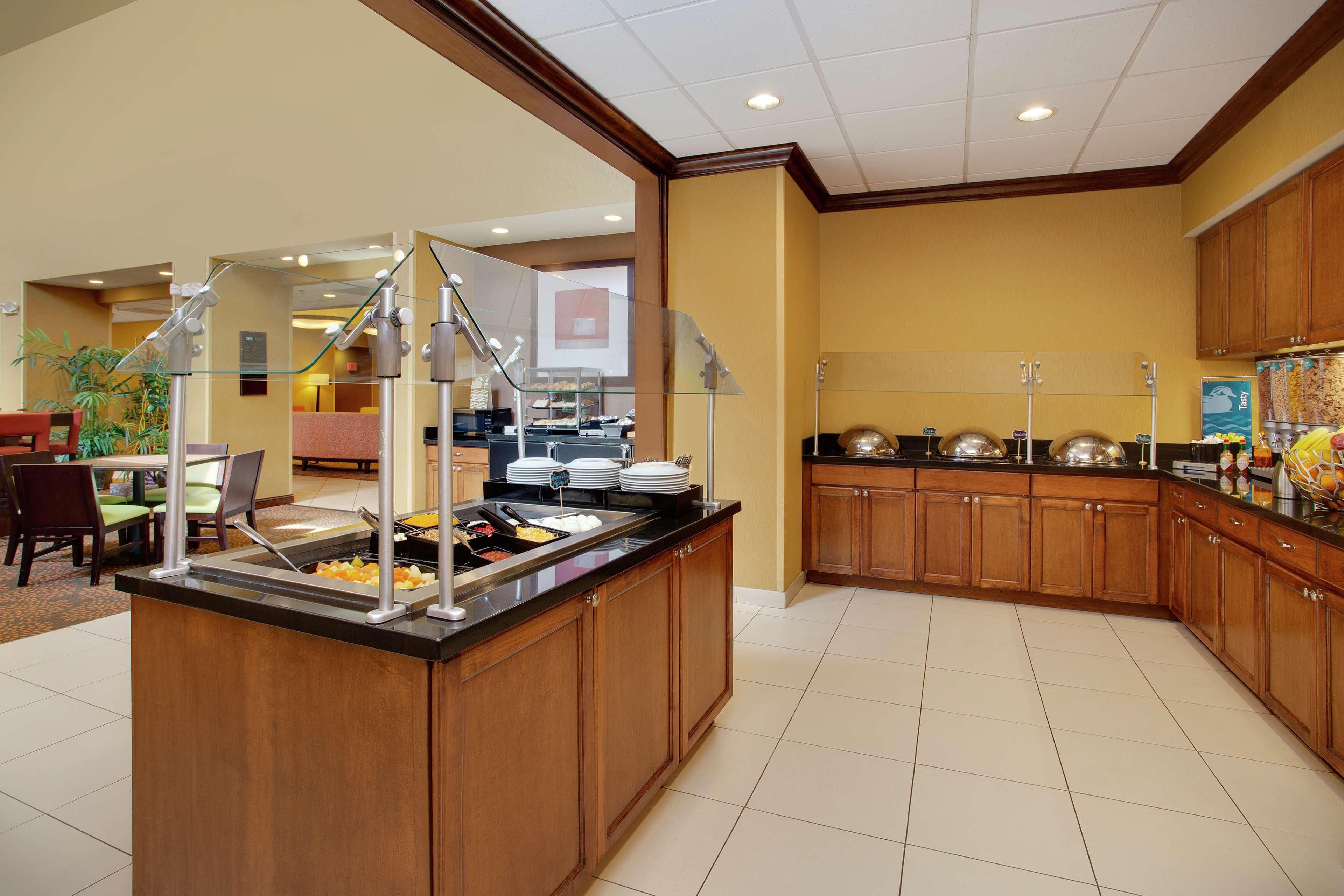 Homewood Suites By Hilton Tampa-Brandon Экстерьер фото