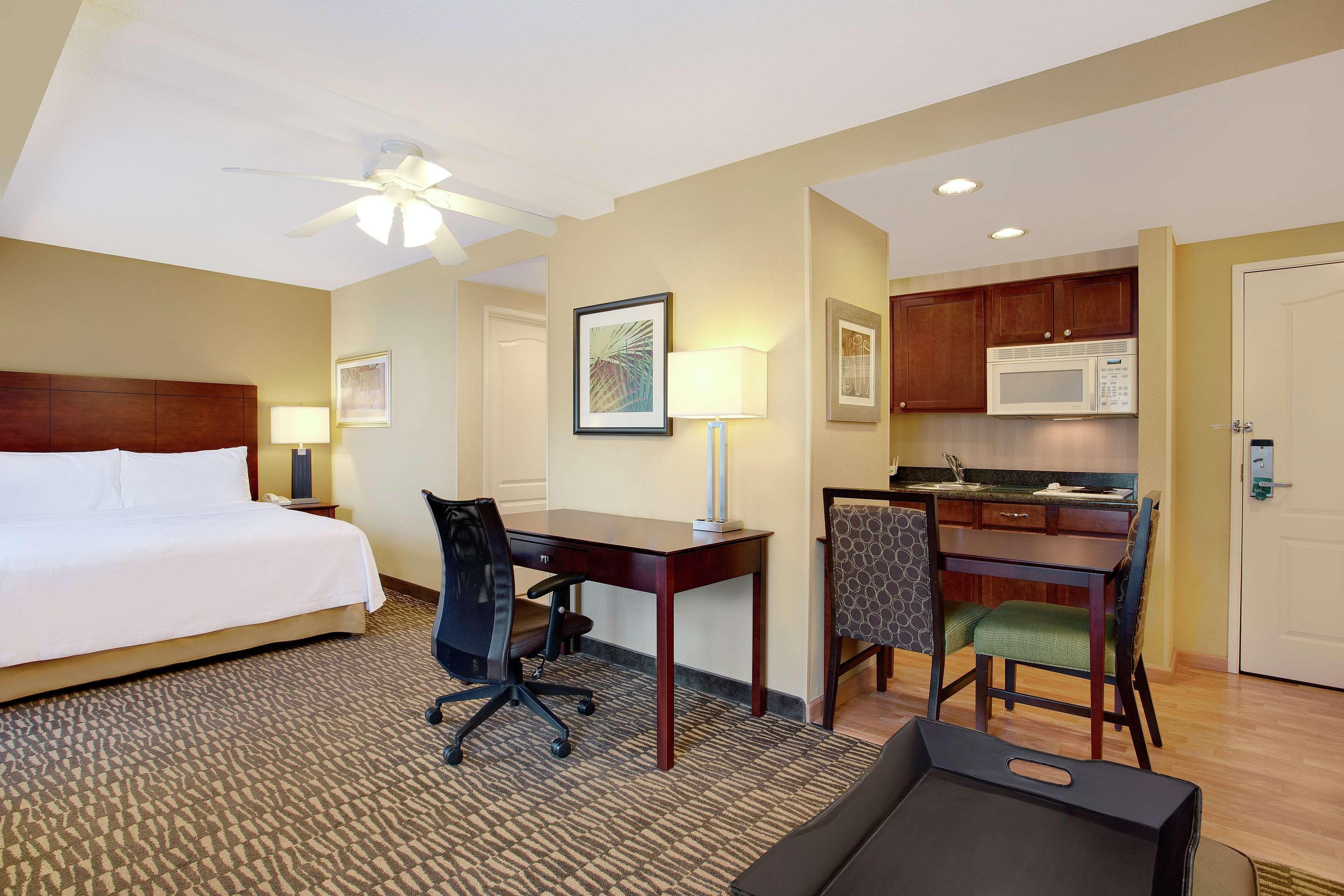 Homewood Suites By Hilton Tampa-Brandon Экстерьер фото